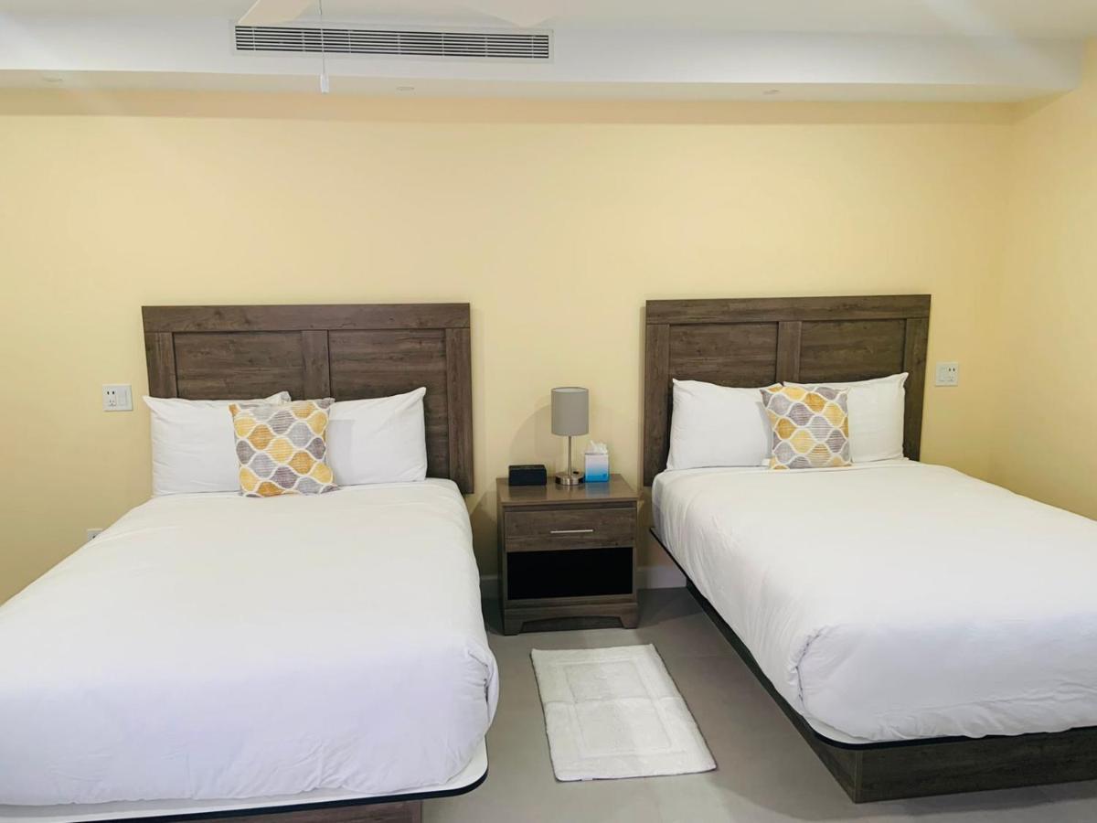 The New View Inn Road Town  Ngoại thất bức ảnh